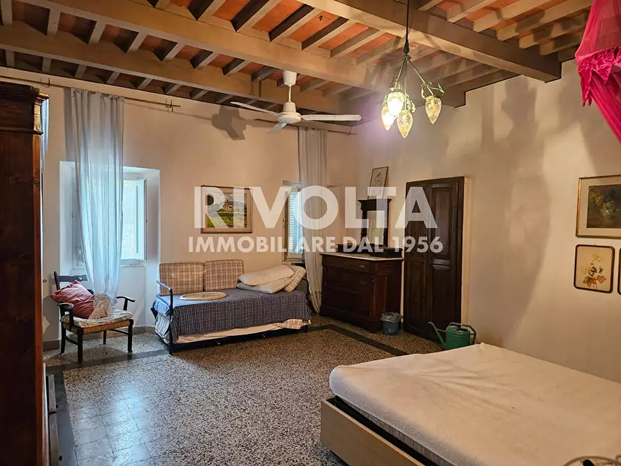 Immagine 15 di Villa in vendita  in strada di santa maria la rocca a Terni