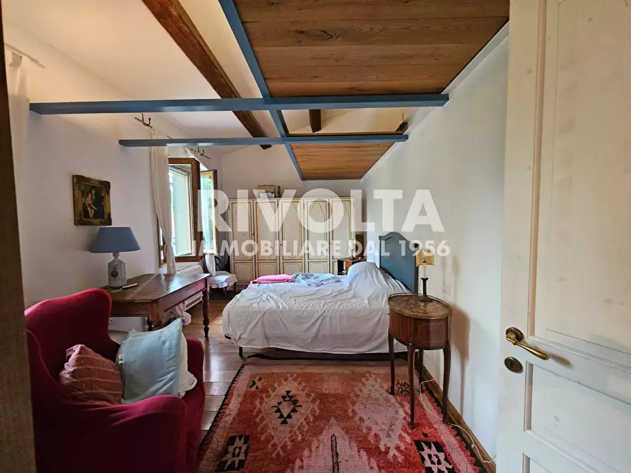 Immagine 8 di Villa in vendita  in strada di santa maria la rocca a Terni