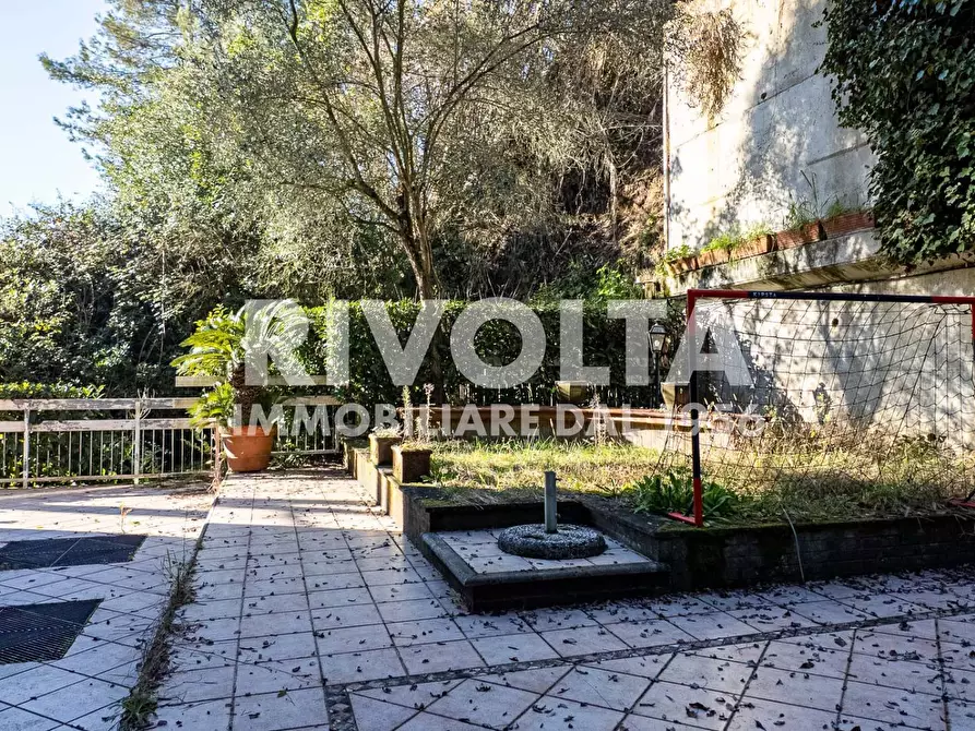 Immagine 5 di Appartamento in vendita  in Viale Cortina D'ampezzo 47 a Roma