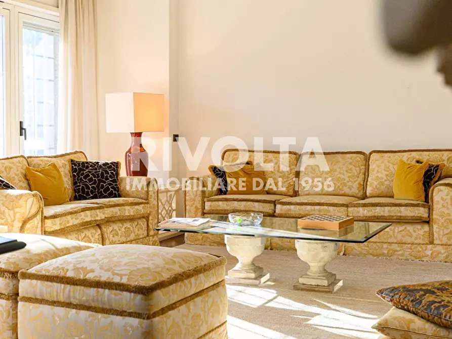 Immagine 52 di Appartamento in vendita  in Viale Cortina D'ampezzo 47 a Roma