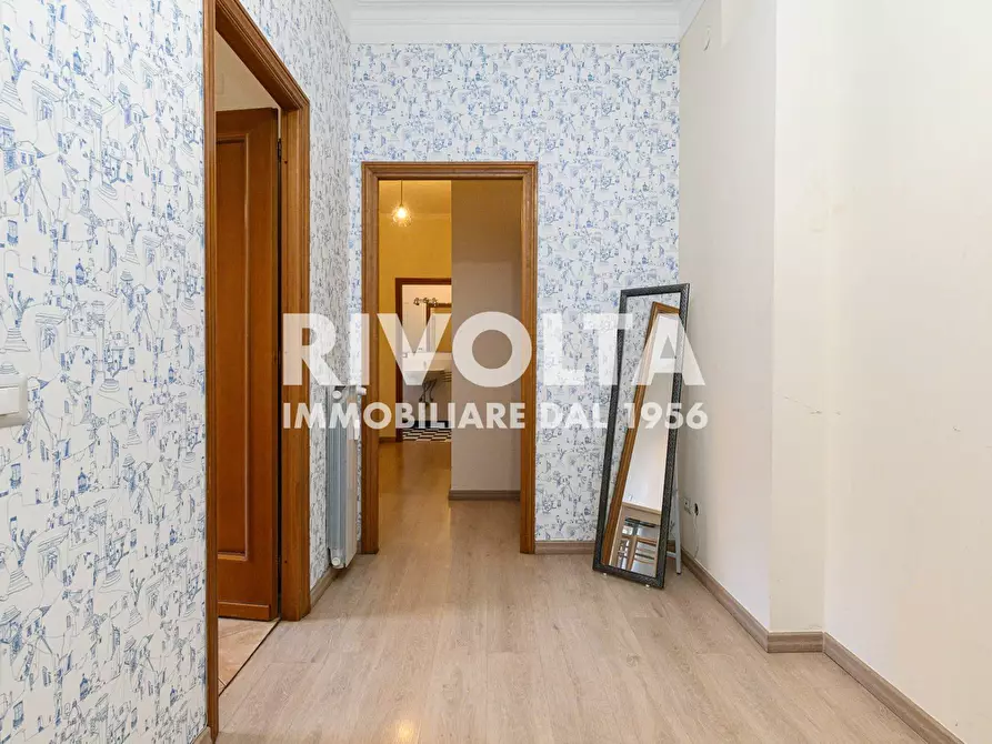 Immagine 25 di Appartamento in vendita  in Via Antonio Serra a Roma