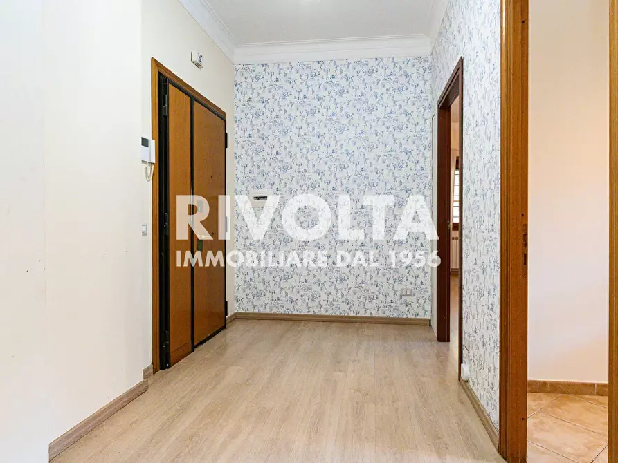 Immagine 35 di Appartamento in vendita  in Via Antonio Serra a Roma