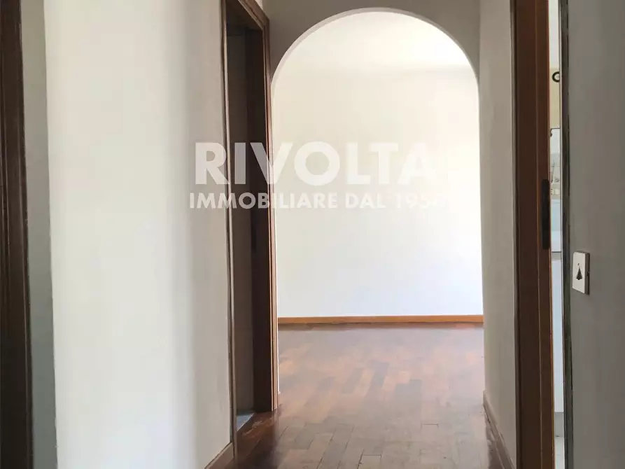 Immagine 15 di Appartamento in affitto  in Via Cassia a Roma