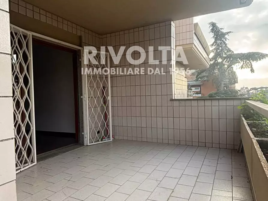 Immagine 17 di Appartamento in affitto  in Via Cassia a Roma