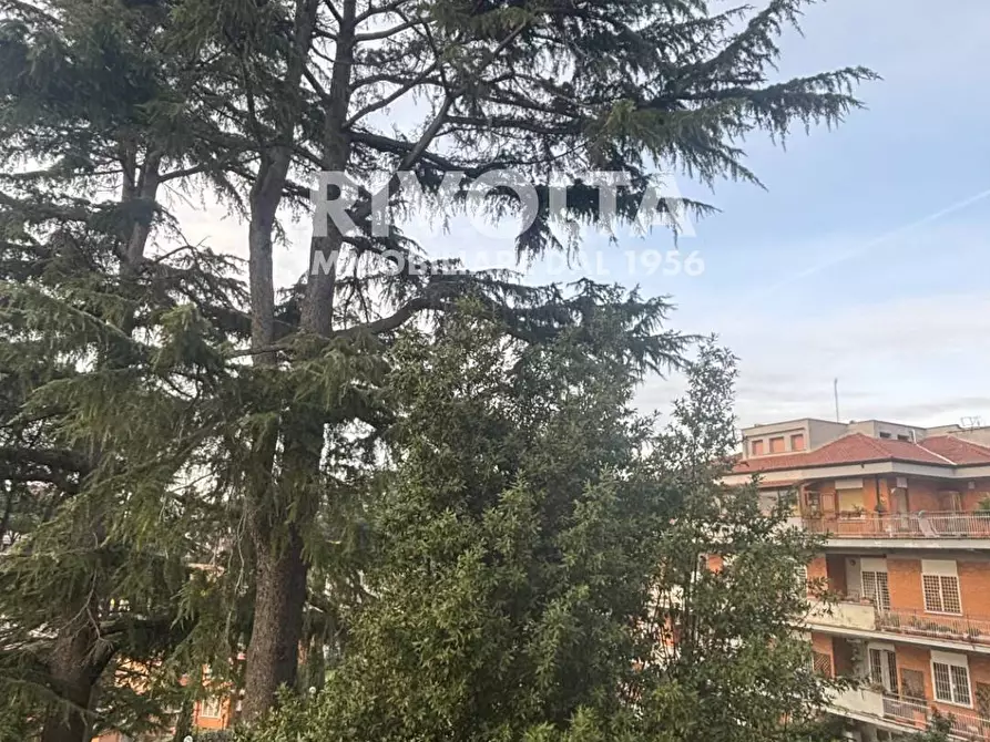 Immagine 18 di Appartamento in affitto  in Via Cassia a Roma