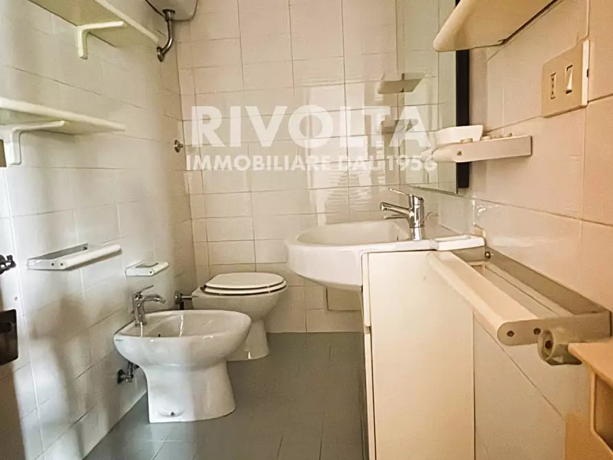 Immagine 22 di Appartamento in affitto  in Via Cassia a Roma