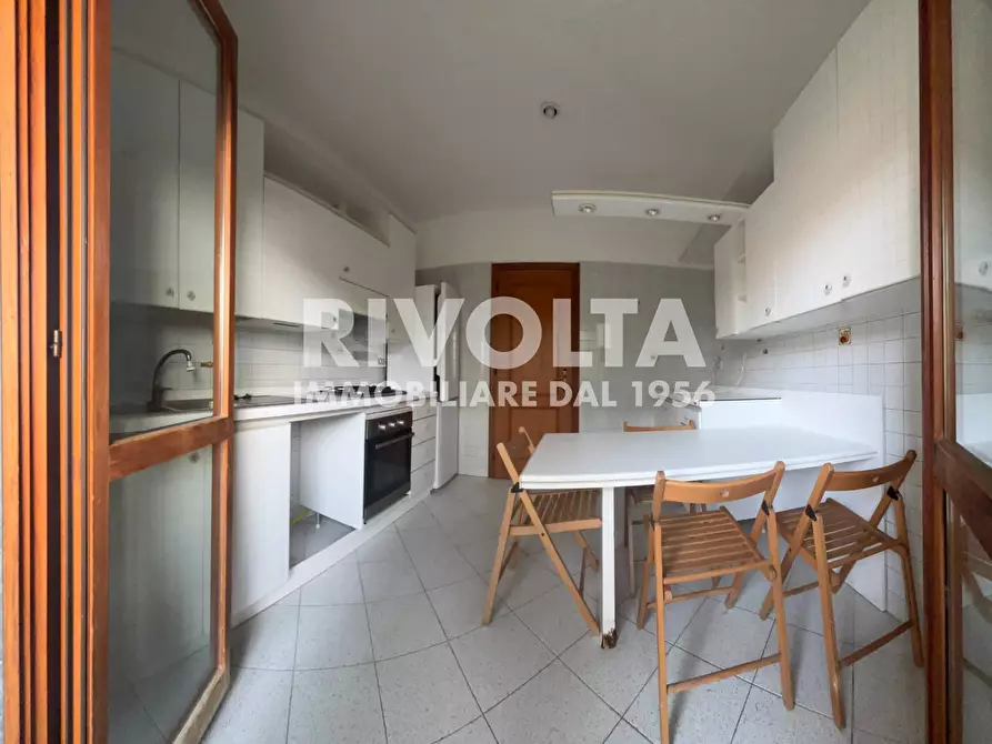 Immagine 29 di Appartamento in affitto  in Via Cassia a Roma