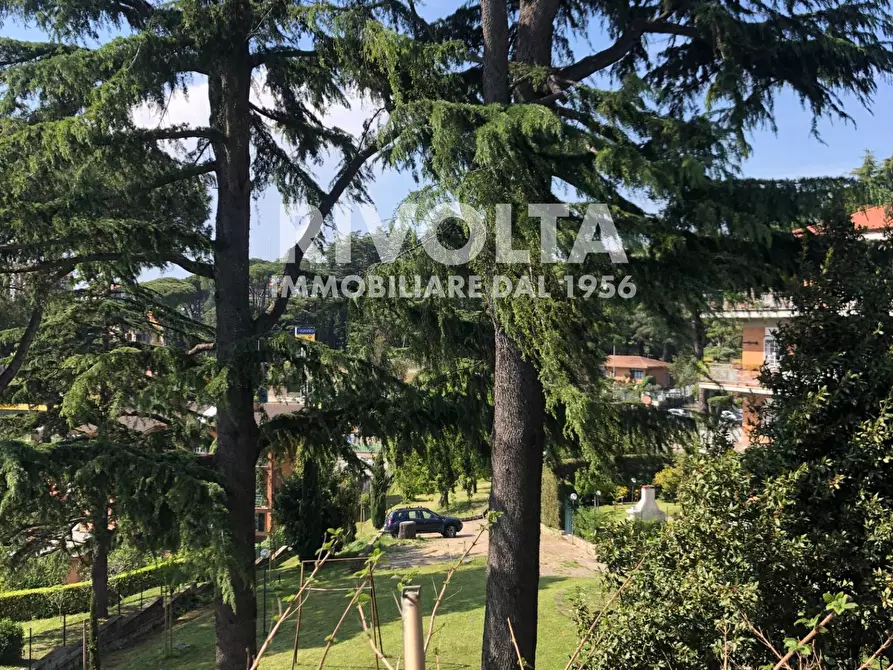 Immagine 41 di Appartamento in affitto  in Via Cassia a Roma