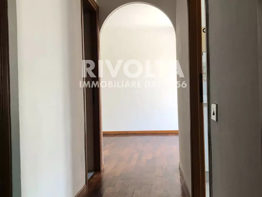 Immagine 45 di Appartamento in affitto  in Via Cassia a Roma