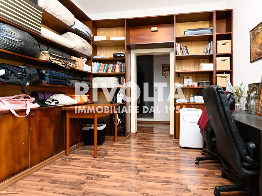 Immagine 4 di Appartamento in vendita  in Via Principe Amedeo a Roma