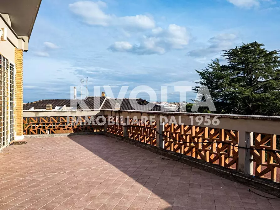 Immagine 6 di Attico in affitto  a Roma