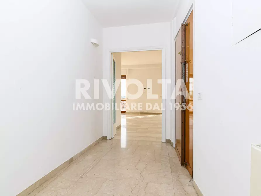 Immagine 27 di Attico in affitto  a Roma