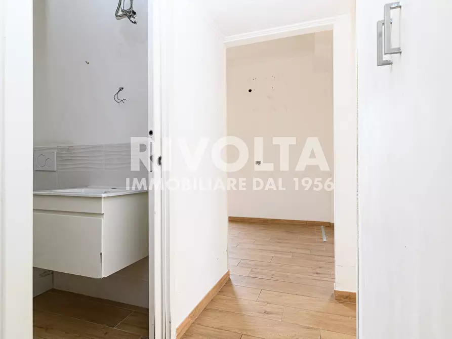 Immagine 28 di Attico in affitto  a Roma