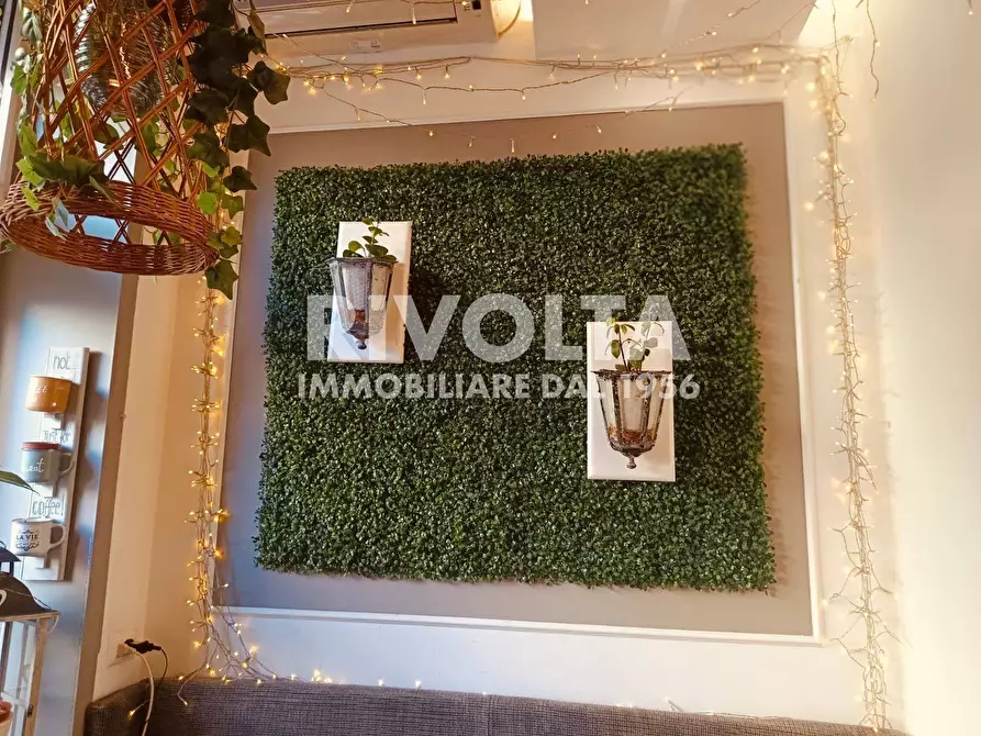 Immagine 14 di Attività commerciale in vendita  in Via Andrea Bafile a Roma