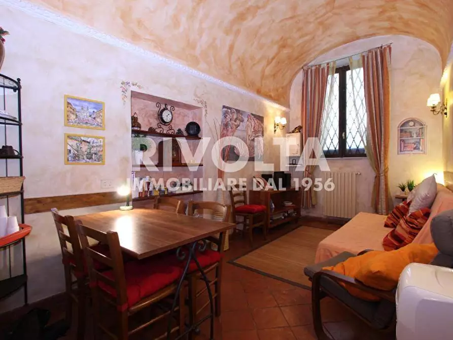 Immagine 4 di Appartamento in vendita  in Via Della Lupa a Roma