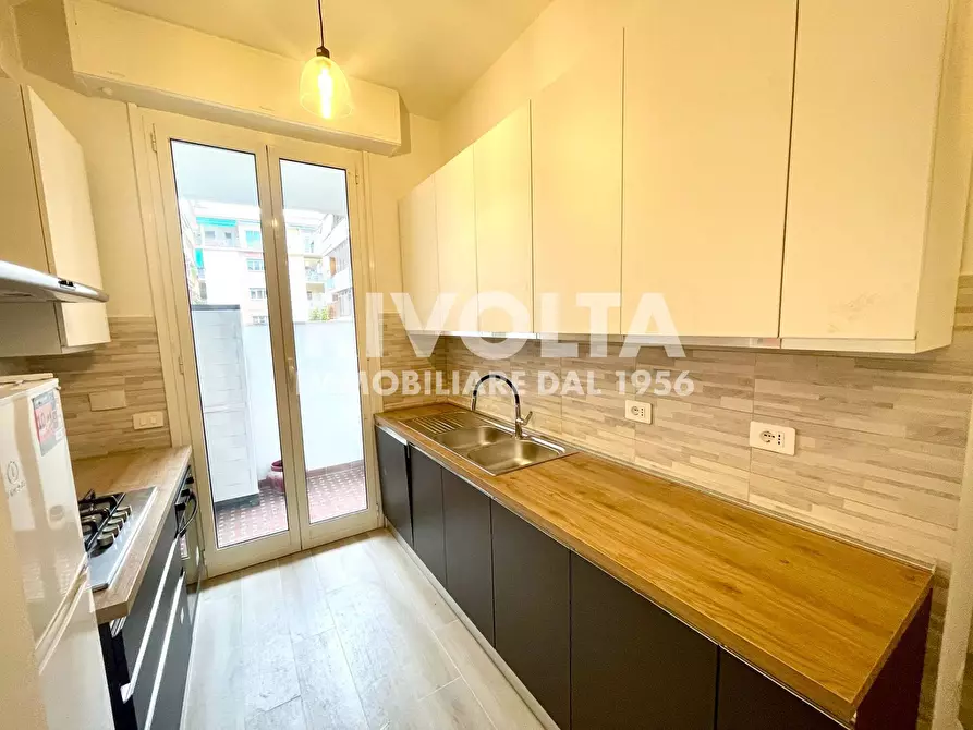 Immagine 9 di Appartamento in affitto  in Via Francesco Coletti a Roma