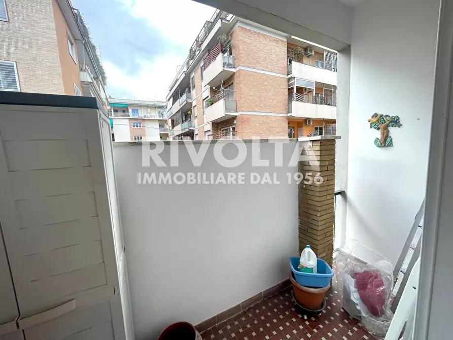 Immagine 10 di Appartamento in affitto  in Via Francesco Coletti a Roma