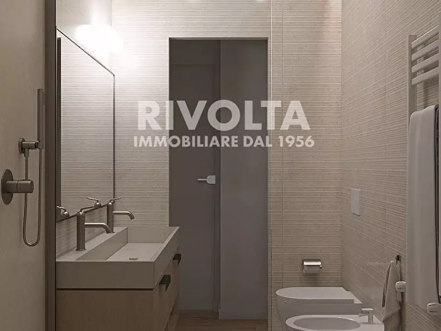 Immagine 17 di Appartamento in vendita  in Piazza Euclide a Roma