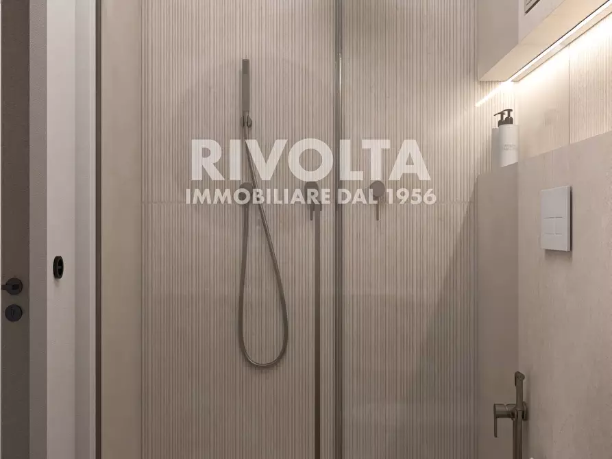 Immagine 32 di Appartamento in vendita  in Piazza Euclide a Roma