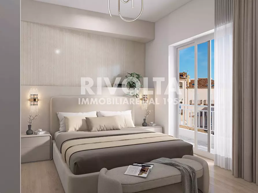 Immagine 16 di Appartamento in vendita  in Piazza Euclide a Roma