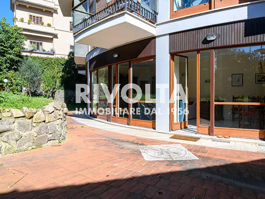 Immagine 7 di Appartamento in affitto  in Via Dei Monti Parioli a Roma