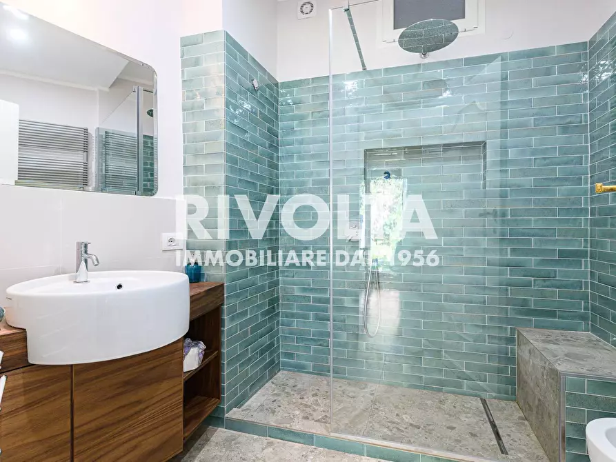 Immagine 37 di Appartamento in affitto  in Via Dei Monti Parioli a Roma