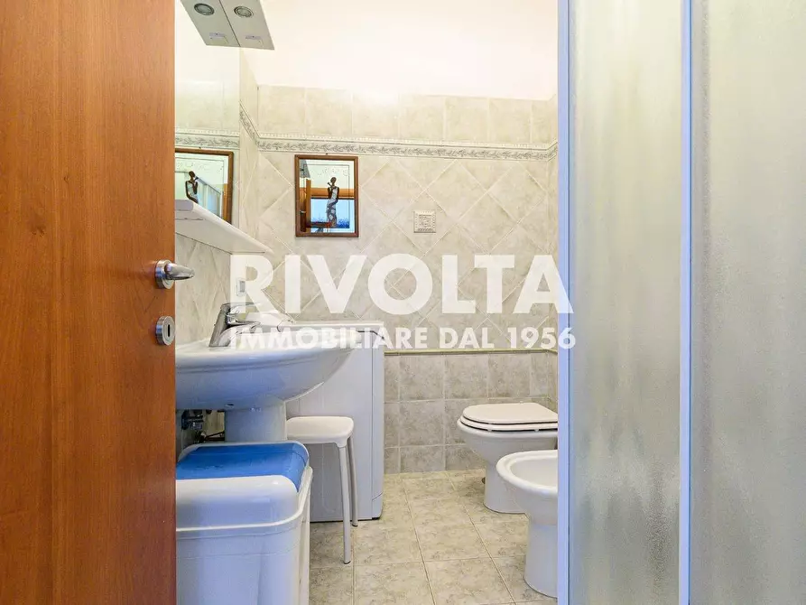 Immagine 17 di Appartamento in vendita  in Via Jaime Pintor a Roma