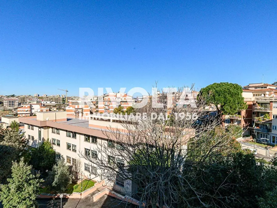 Immagine 34 di Appartamento in vendita  in Via Jaime Pintor a Roma