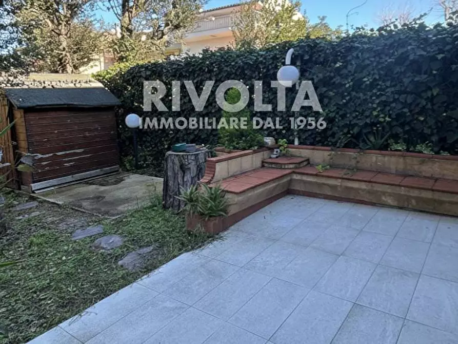 Immagine 7 di Villetta a schiera in vendita  in Viale Nettuno a Fiumicino