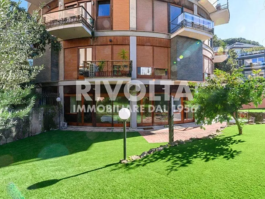 Immagine 3 di Appartamento in affitto  in Via Dei Monti Parioli a Roma