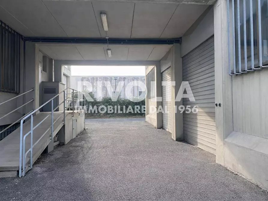 Immagine 7 di Capannone industriale in vendita  in Via dei Piani di Monte Savello a Albano Laziale