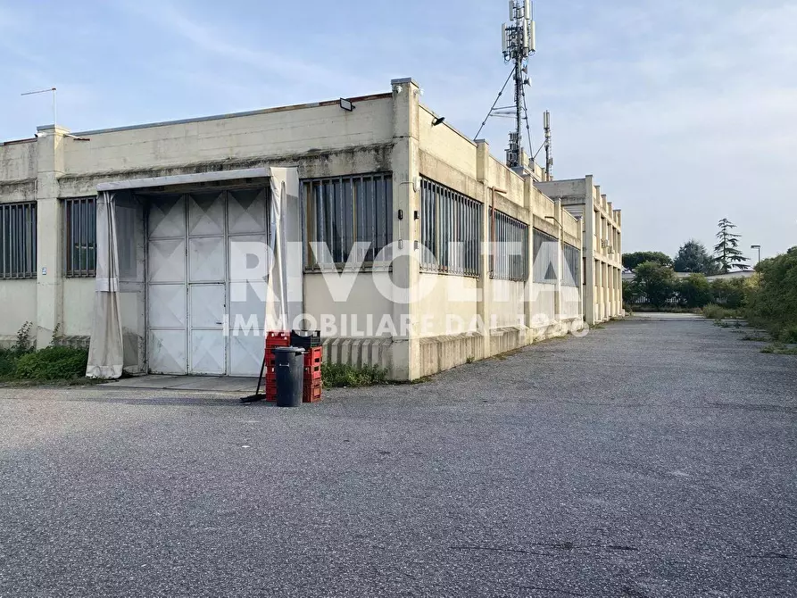 Immagine 23 di Capannone industriale in vendita  in Via dei Piani di Monte Savello a Albano Laziale