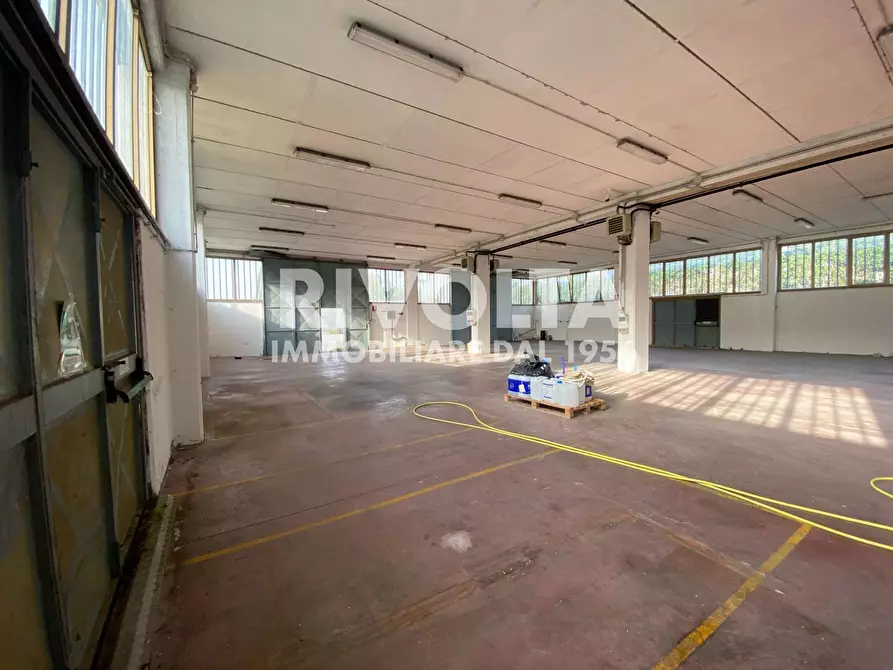Immagine 27 di Capannone industriale in vendita  in Via dei Piani di Monte Savello a Albano Laziale