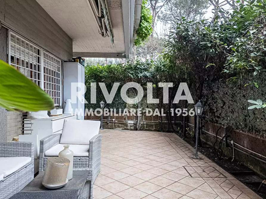 Immagine 2 di Appartamento in vendita  in Largo Temistocle Solera a Roma