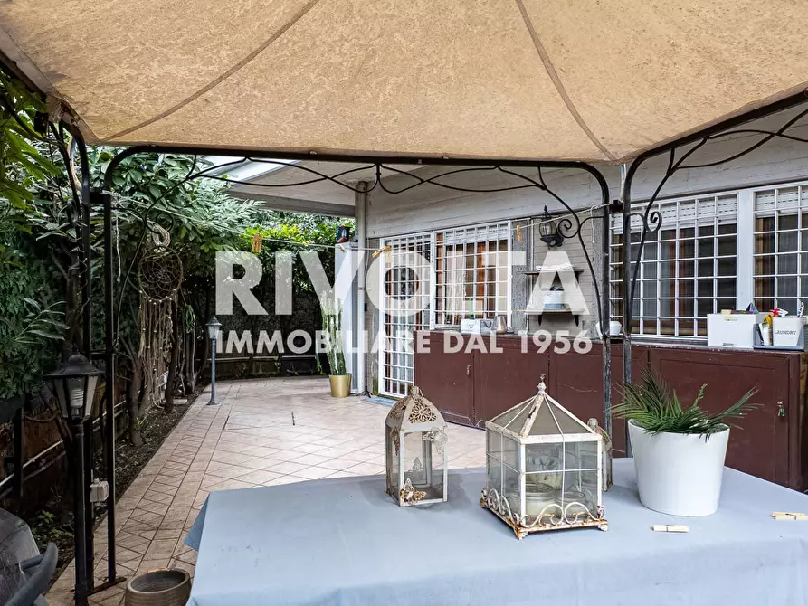 Immagine 5 di Appartamento in vendita  in Largo Temistocle Solera a Roma