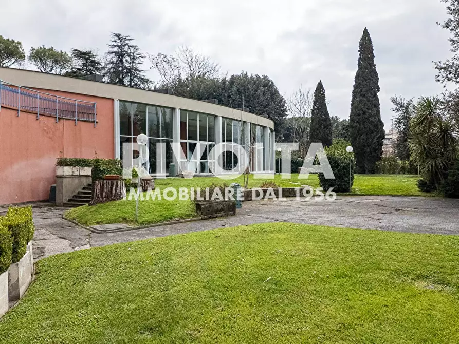 Immagine 14 di Appartamento in vendita  in Largo Temistocle Solera a Roma