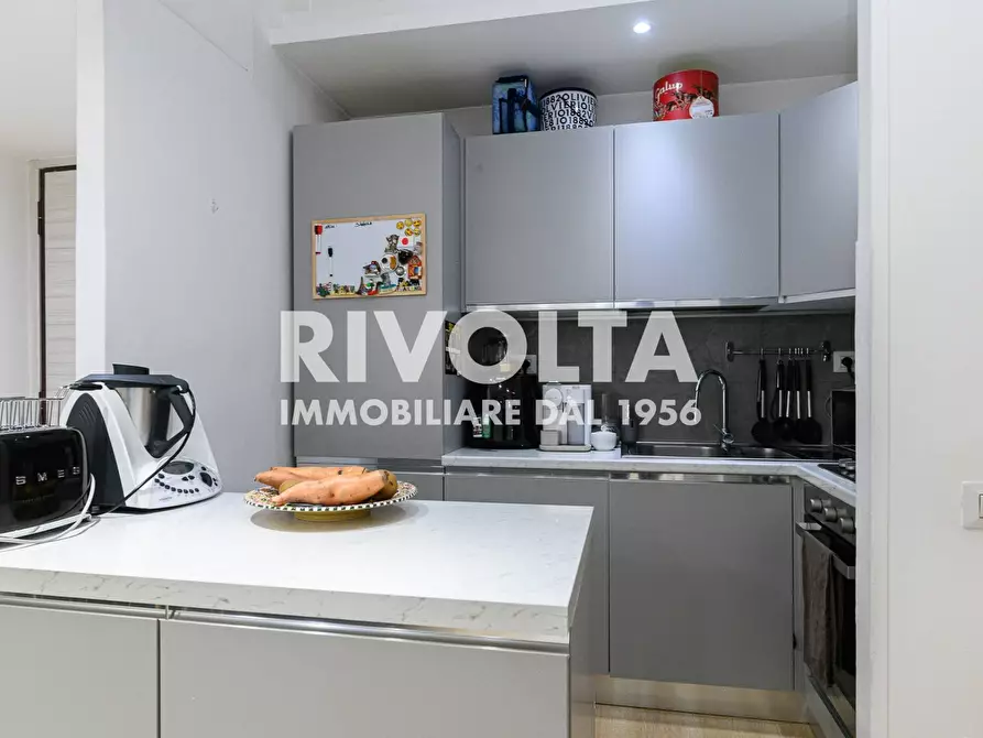 Immagine 27 di Appartamento in vendita  in Largo Temistocle Solera a Roma
