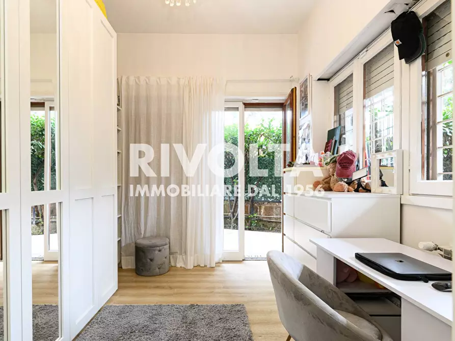 Immagine 32 di Appartamento in vendita  in Largo Temistocle Solera a Roma