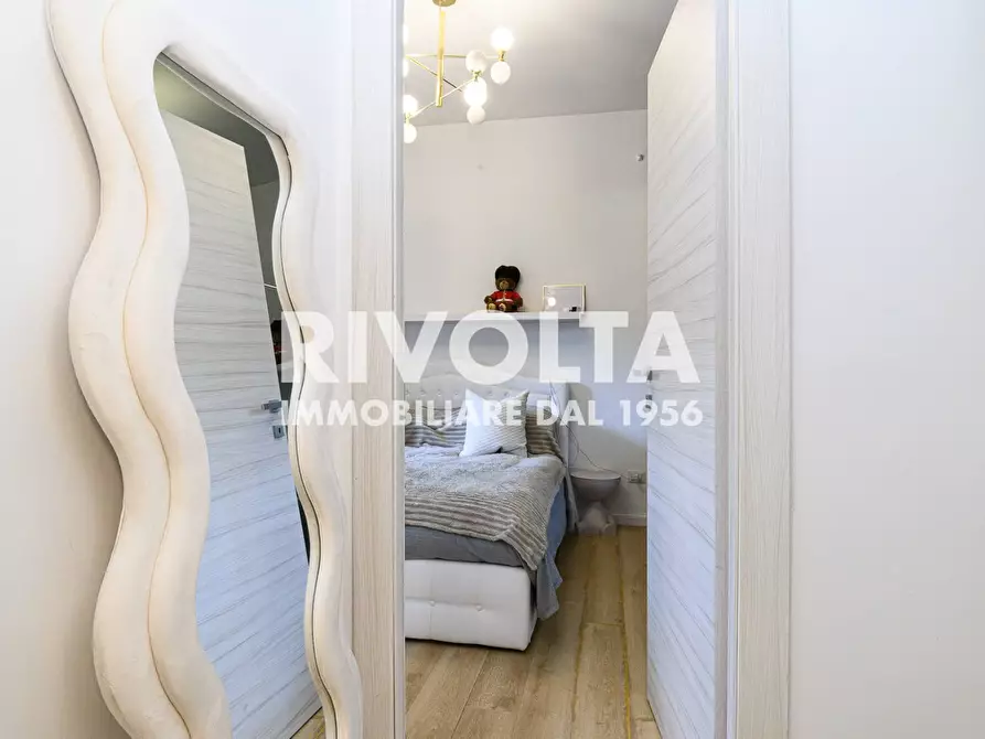 Immagine 39 di Appartamento in vendita  in Largo Temistocle Solera a Roma