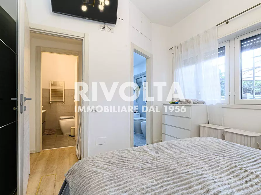 Immagine 41 di Appartamento in vendita  in Largo Temistocle Solera a Roma