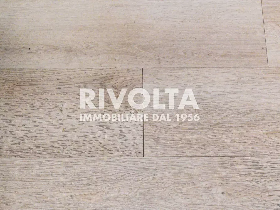 Immagine 51 di Appartamento in vendita  in Largo Temistocle Solera a Roma