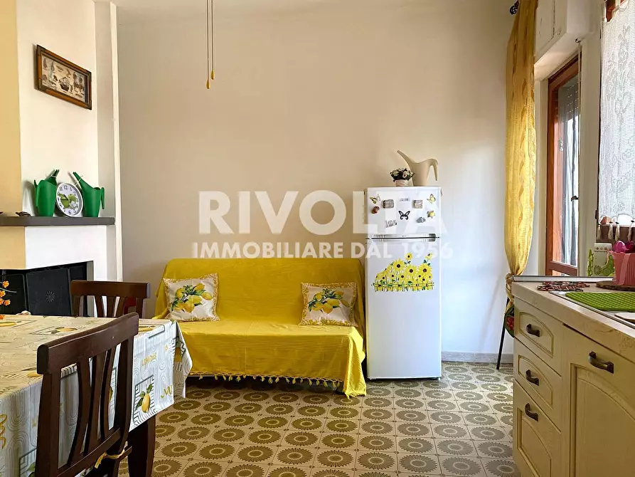 Immagine 11 di Attico in vendita  in Viale Ametista a Anzio