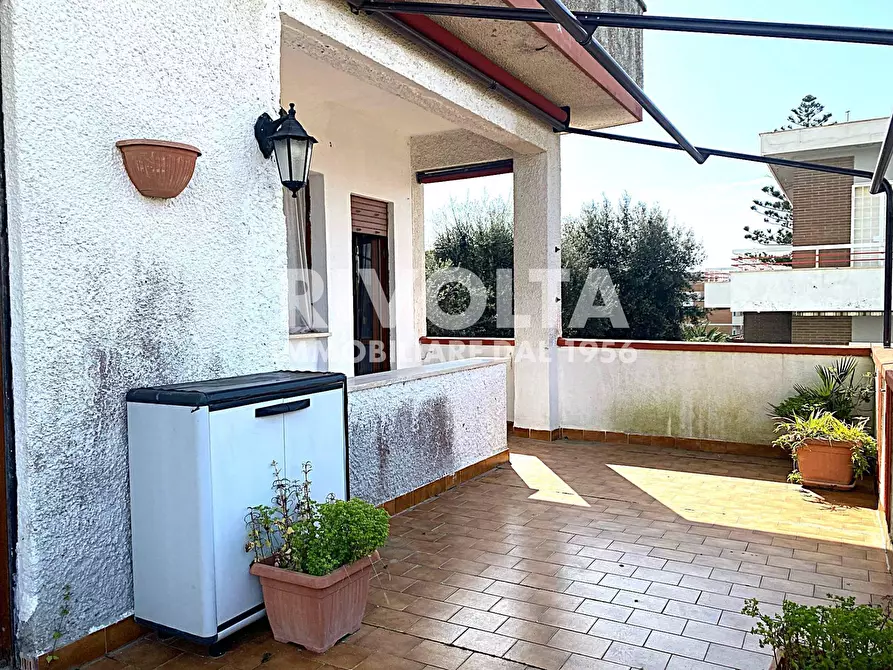 Immagine 17 di Attico in vendita  in Viale Ametista a Anzio