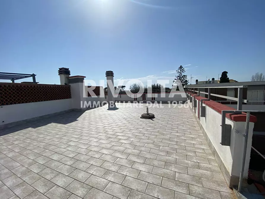 Immagine 24 di Attico in vendita  in Viale Ametista a Anzio