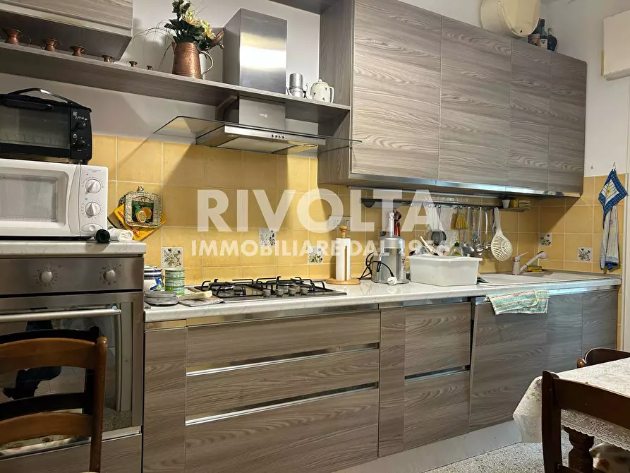 Immagine 1 di Appartamento in vendita  a Stimigliano