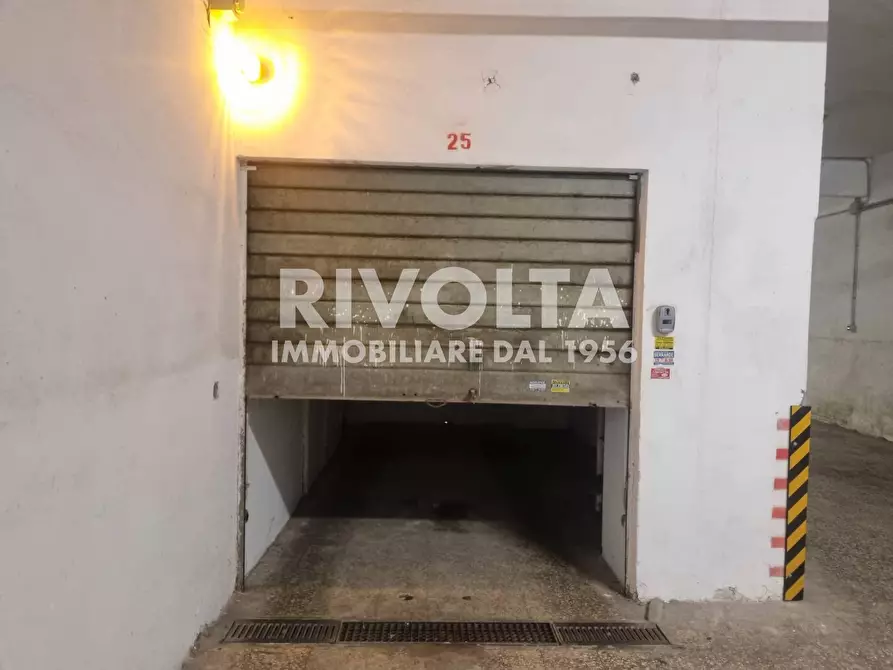 Immagine 7 di Box auto in vendita  in Via Conca D'oro a Roma