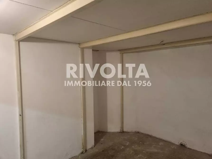 Immagine 10 di Box auto in vendita  in Via Conca D'oro a Roma