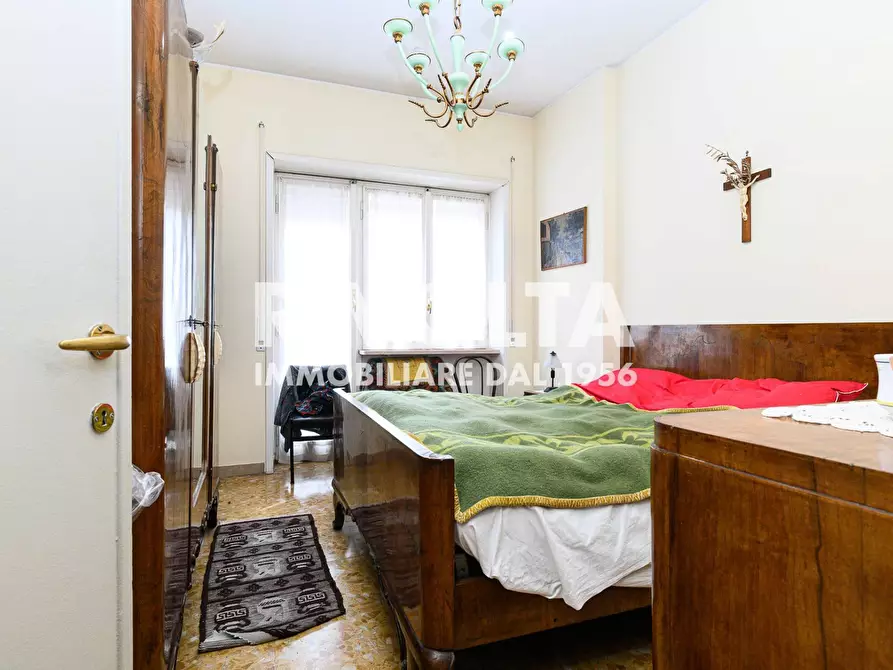 Immagine 15 di Appartamento in vendita  in Via Volterra a Roma