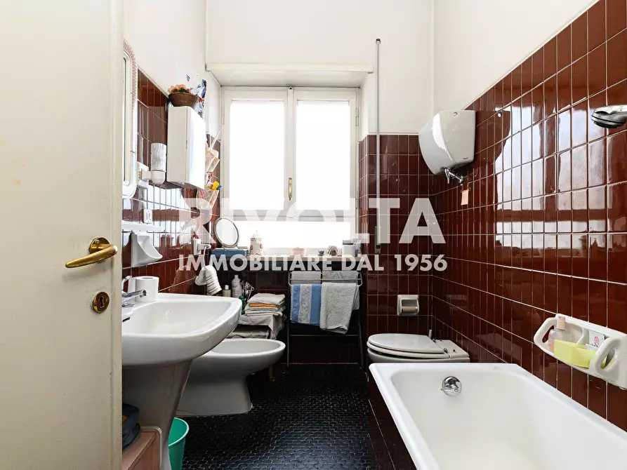 Immagine 29 di Appartamento in vendita  in Via Volterra a Roma