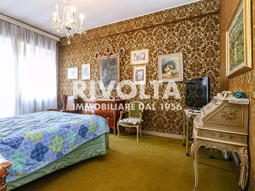 Immagine 17 di Appartamento in vendita  in Via Volterra a Roma